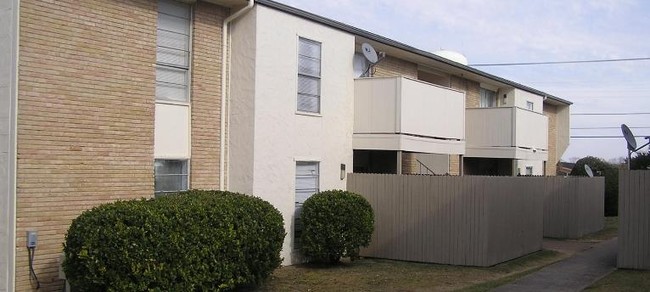 Westridge Lancaster,Texas <br><img src=