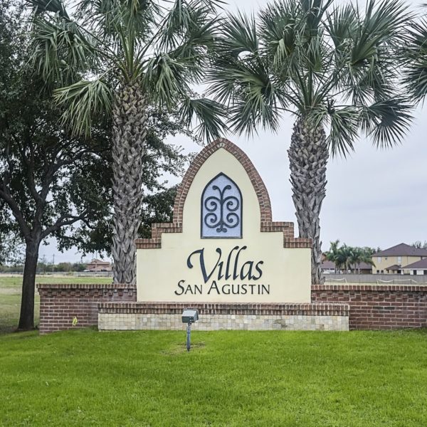 Villas San Agustin Laredo,Texas <br><img src=